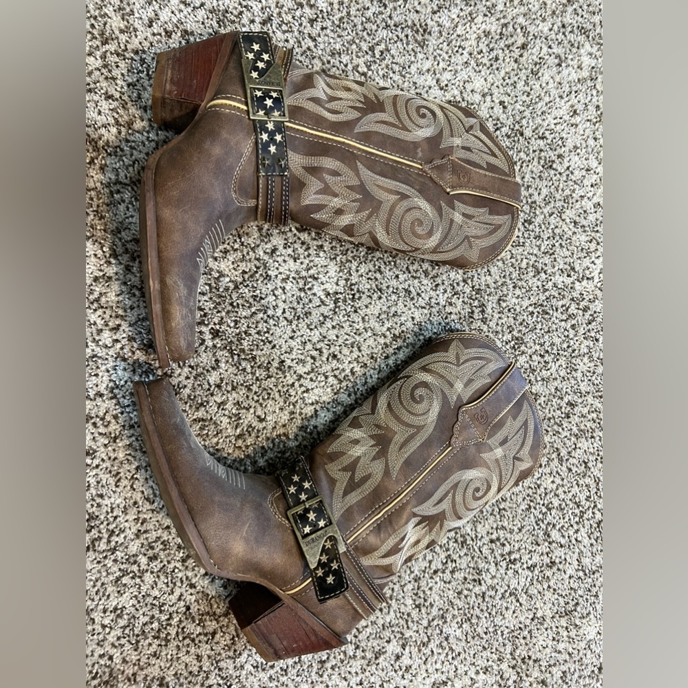 Durango Ladies Khaki Flag Strap Western Boots